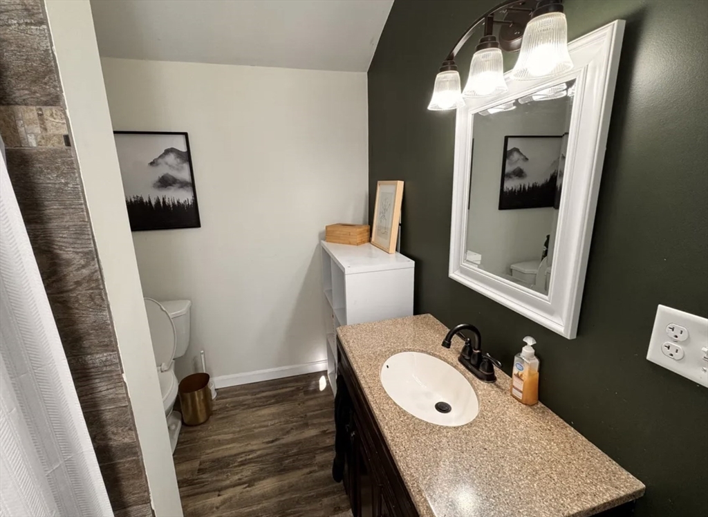 1126 Commercial St, East Weymouth