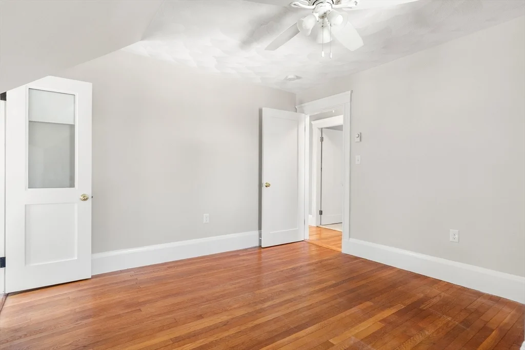 42 Phillips Rd, Nahant