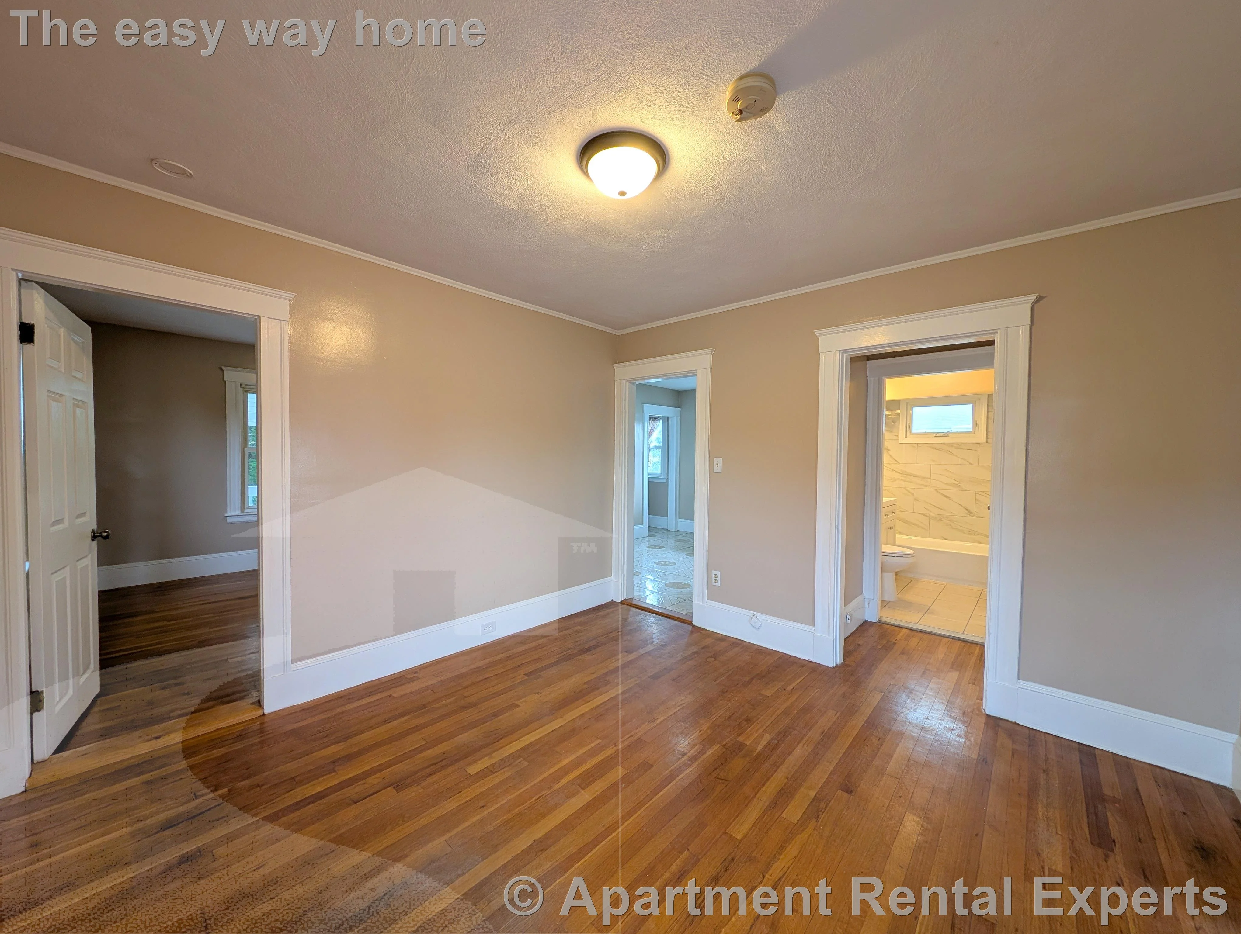 83 Billings Ave, Tufts