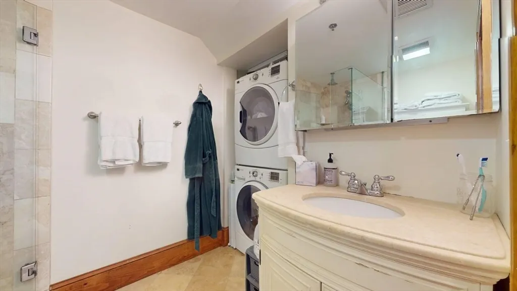 661 Tremont St, South End