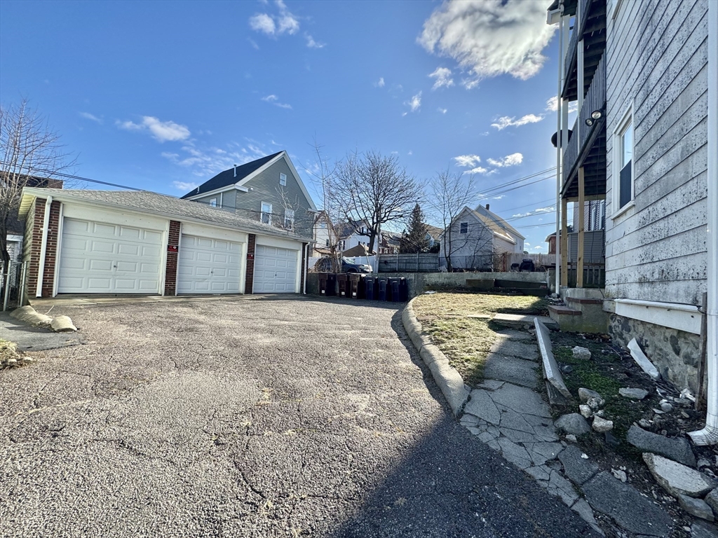 961-963 Broadway, Everett