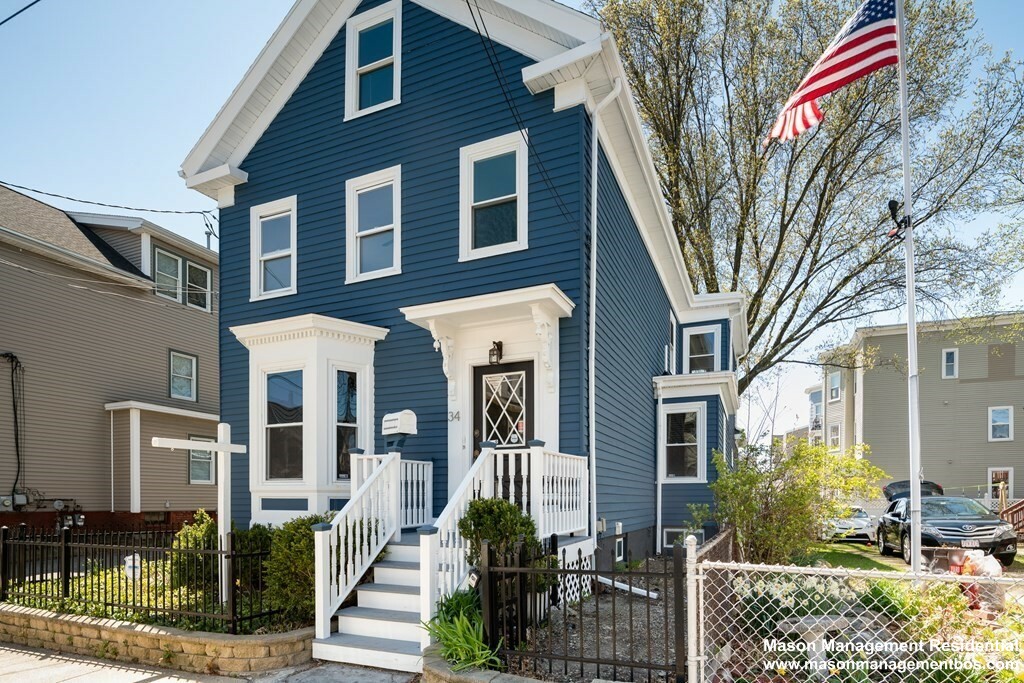 34 Everett Ave, East Somerville