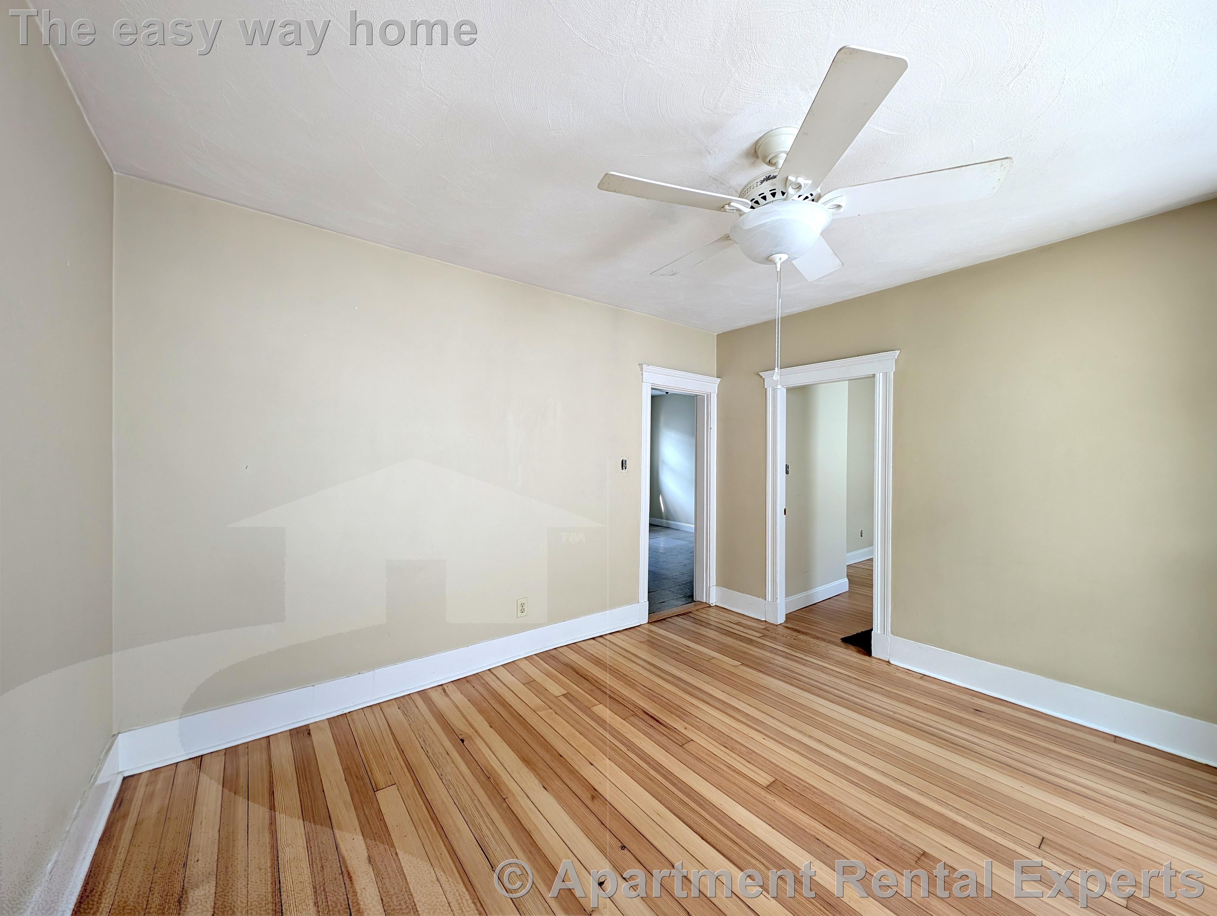 79 Conwell Ave, Tufts