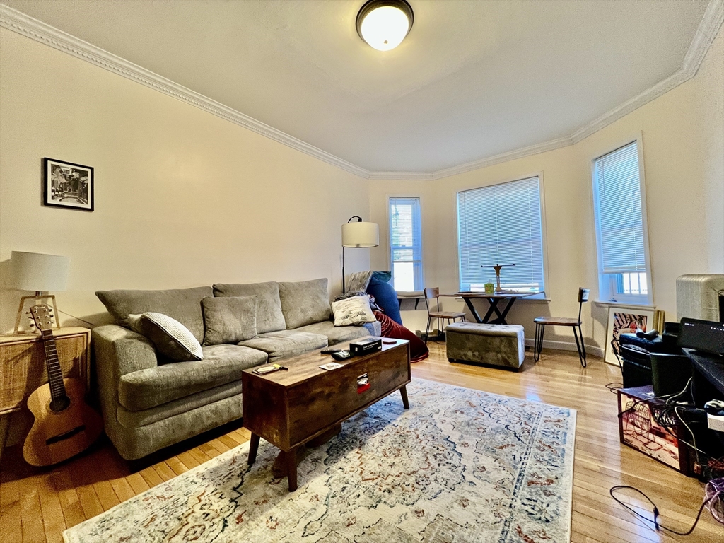 1706 Commonwealth Ave, Brighton