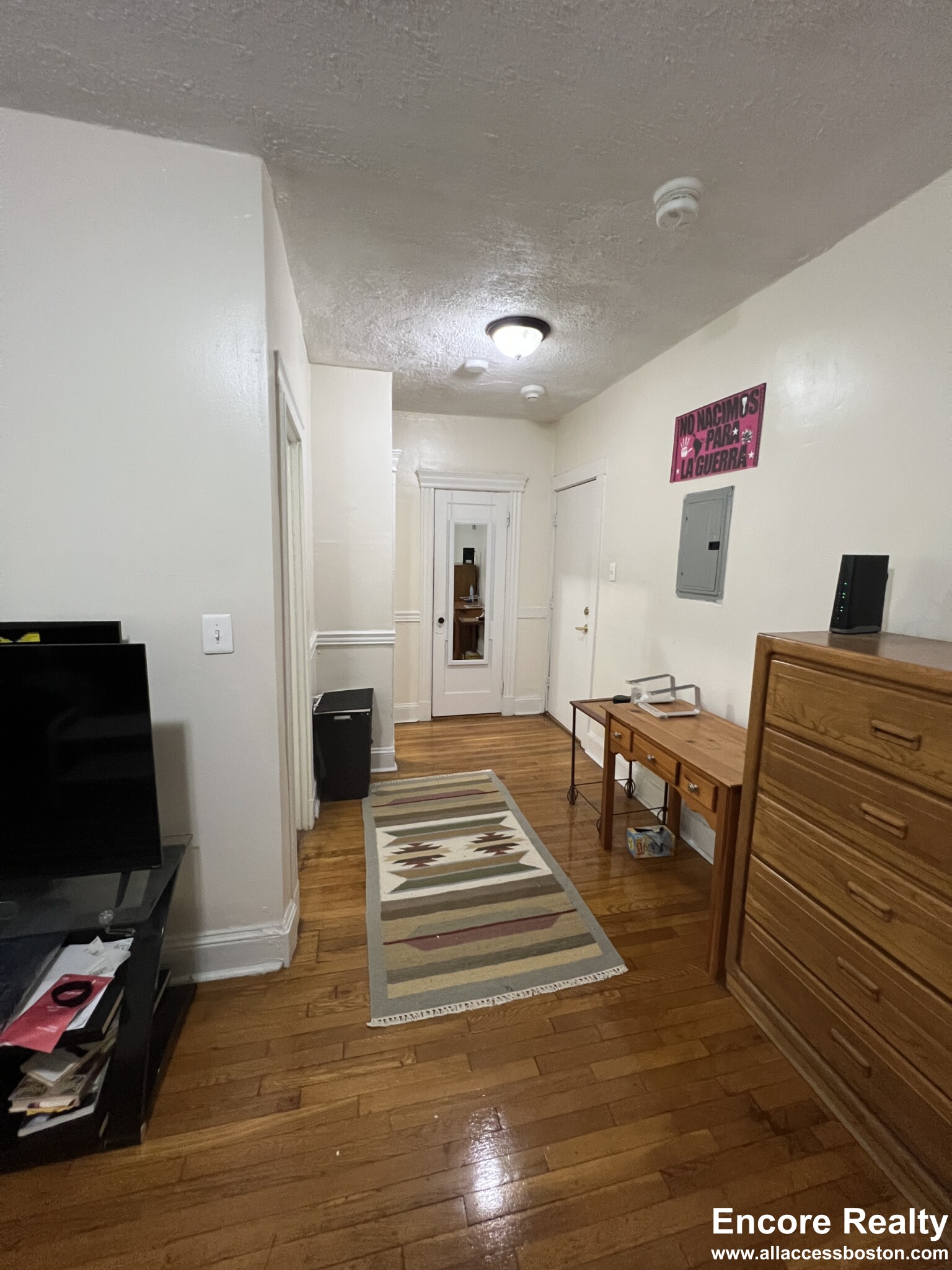 364 Riverway, Mission Hill