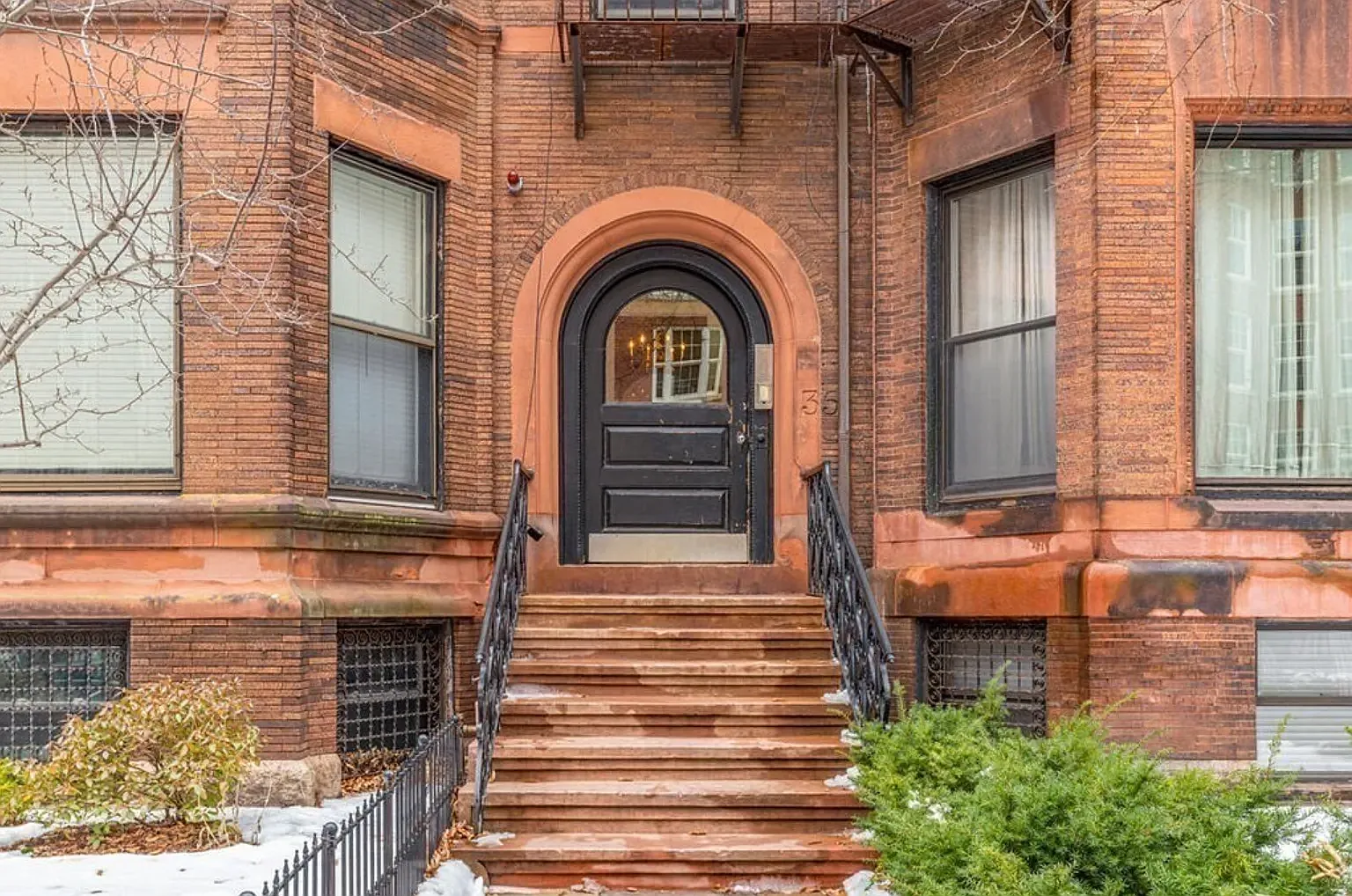 35 Bay State Rd, Fenway