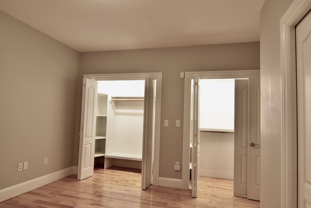 360 Dorchester St, South Boston