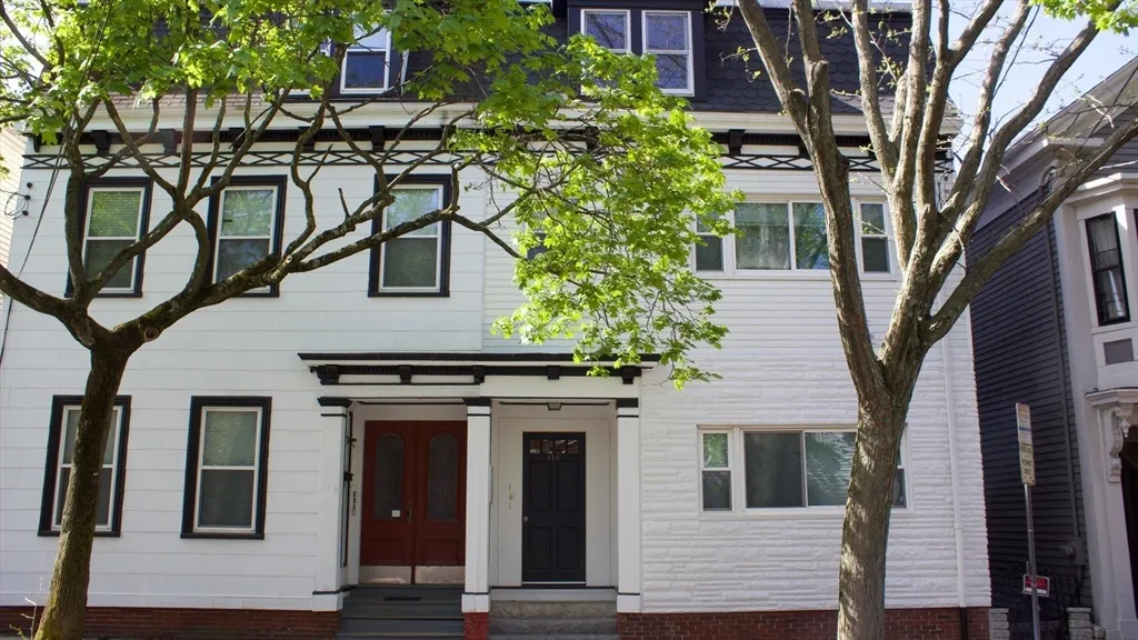 114 Thorndike St, East Cambridge