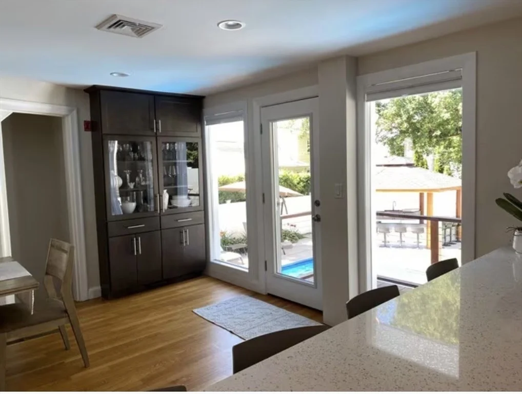 15 Campbell Rd, Arlington