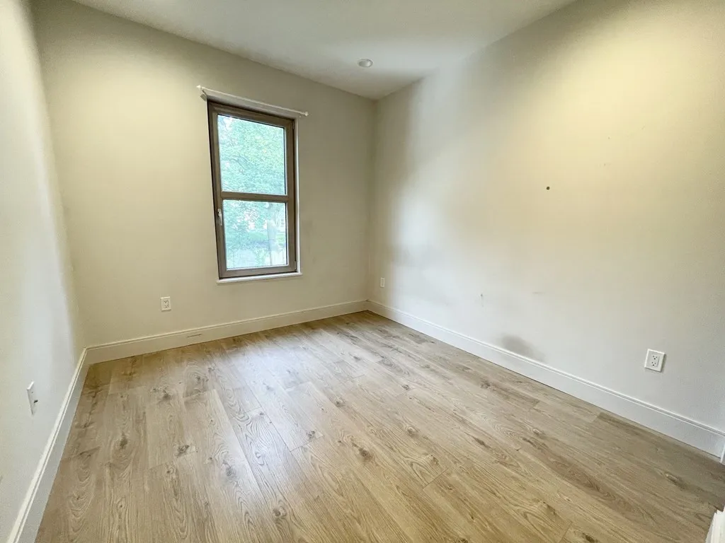 118 Buttonwood, Boston