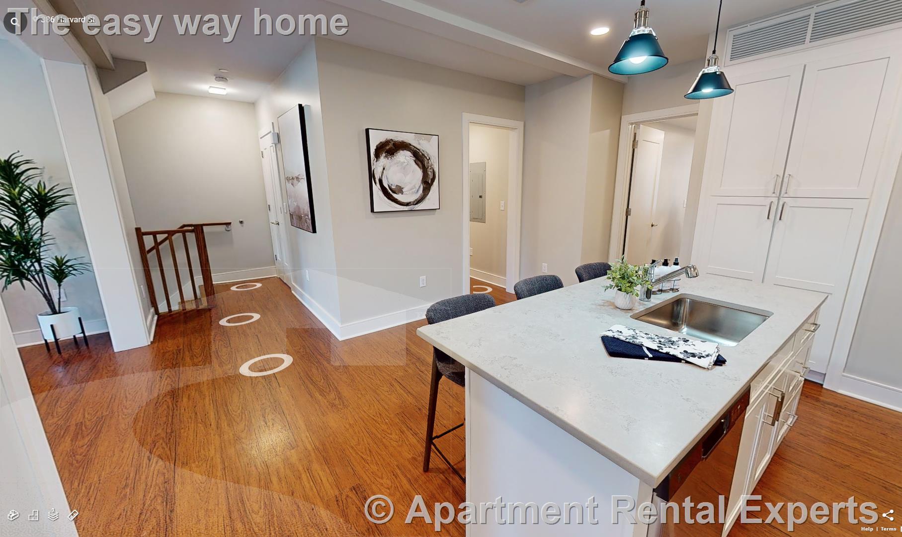 382 Harvard St, Harvard Square