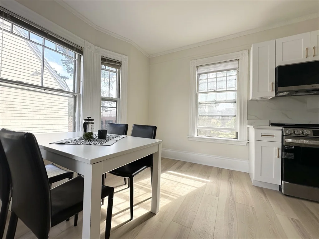 71A Gardner St, Allston