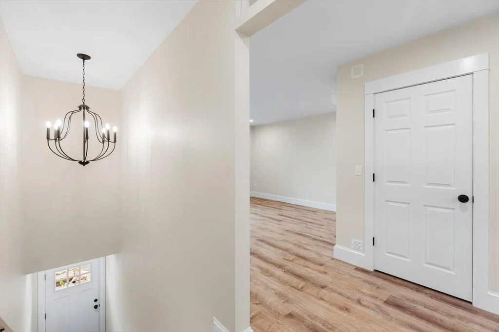 26 Lyndale, West Gloucester