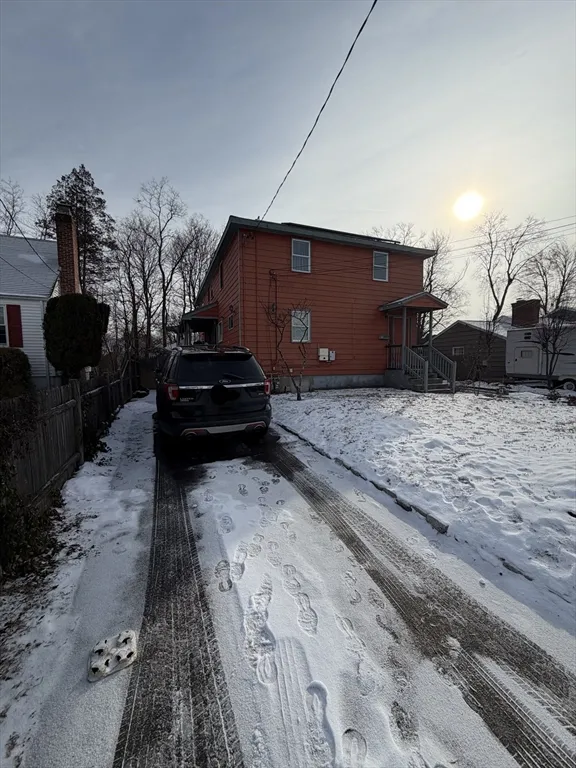 15 Eliot St, Framingham Center