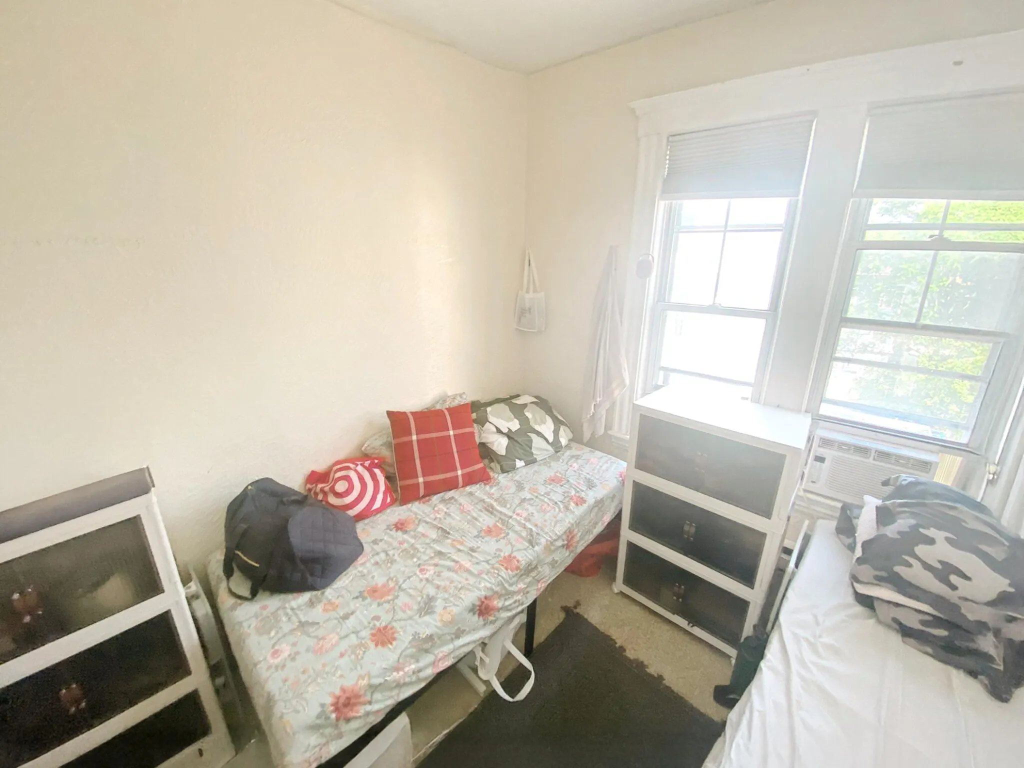 739 Parker St, Mission Hill