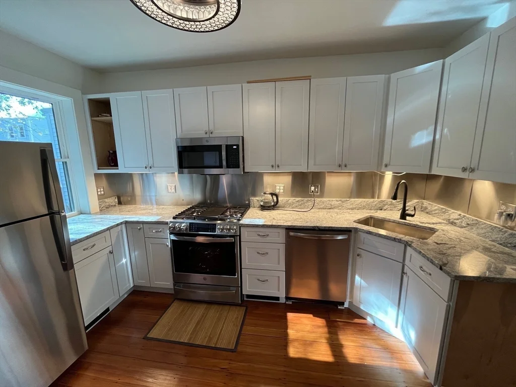 334 Hurley, East Cambridge