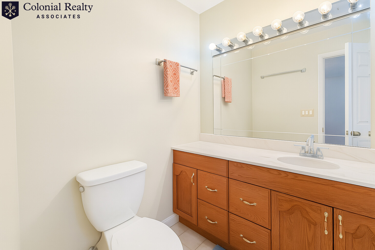 148 Harvard St, Coolidge Corner