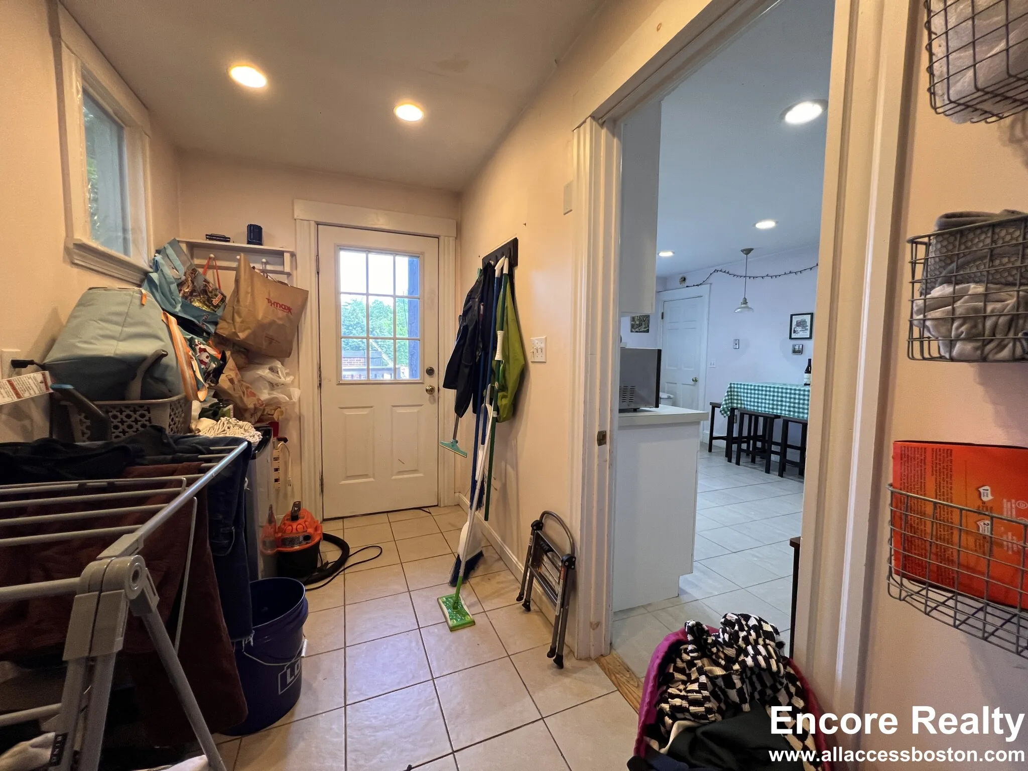 9 Kenwood St, North Brookline