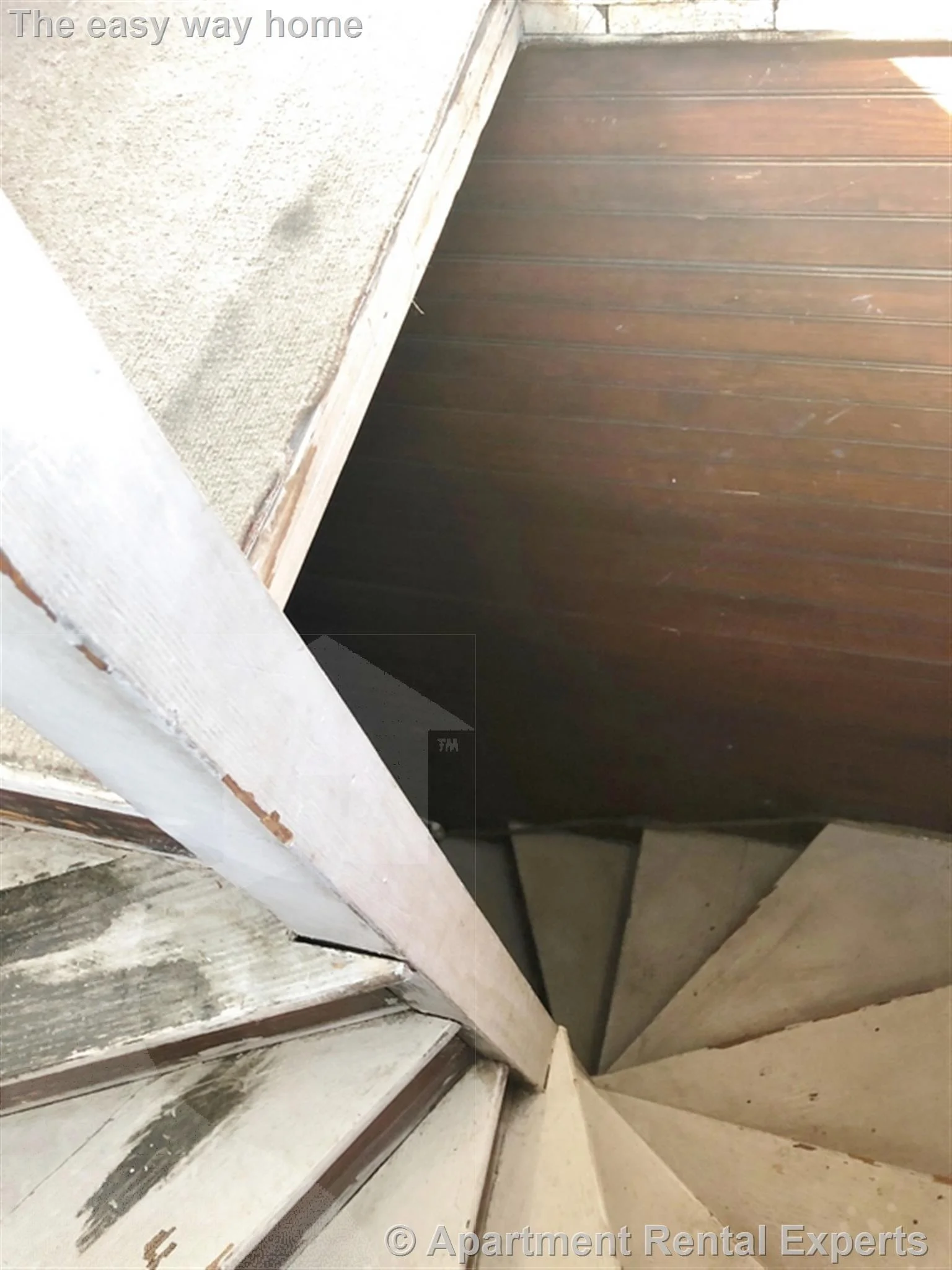 454 Broadway, Magoun Square