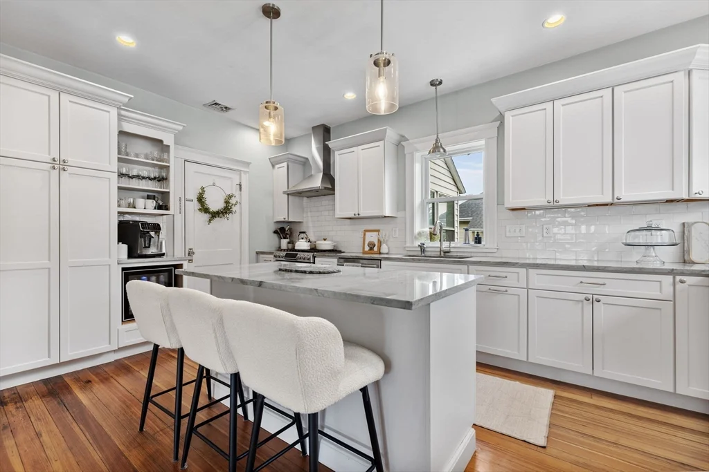 102 Harvard St, Tufts University