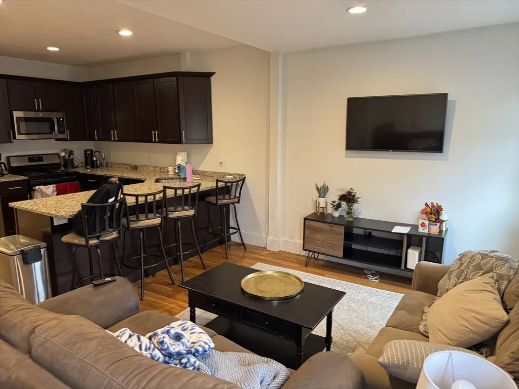 28 Howell St, Dorchester