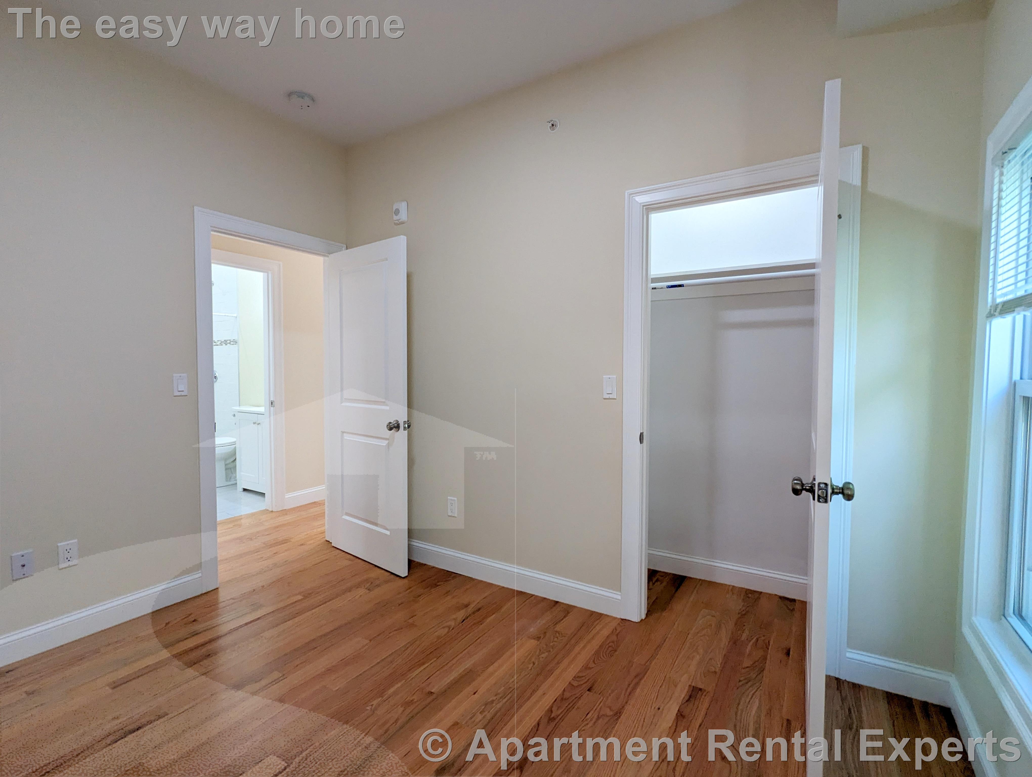 2 Sacramento Pl, Porter Square