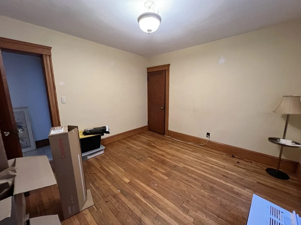 385 Arlington St, Watertown