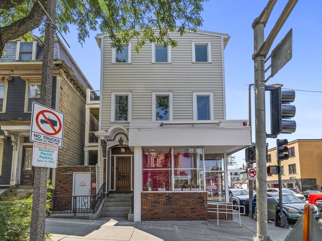 753 E Broadway, South Boston