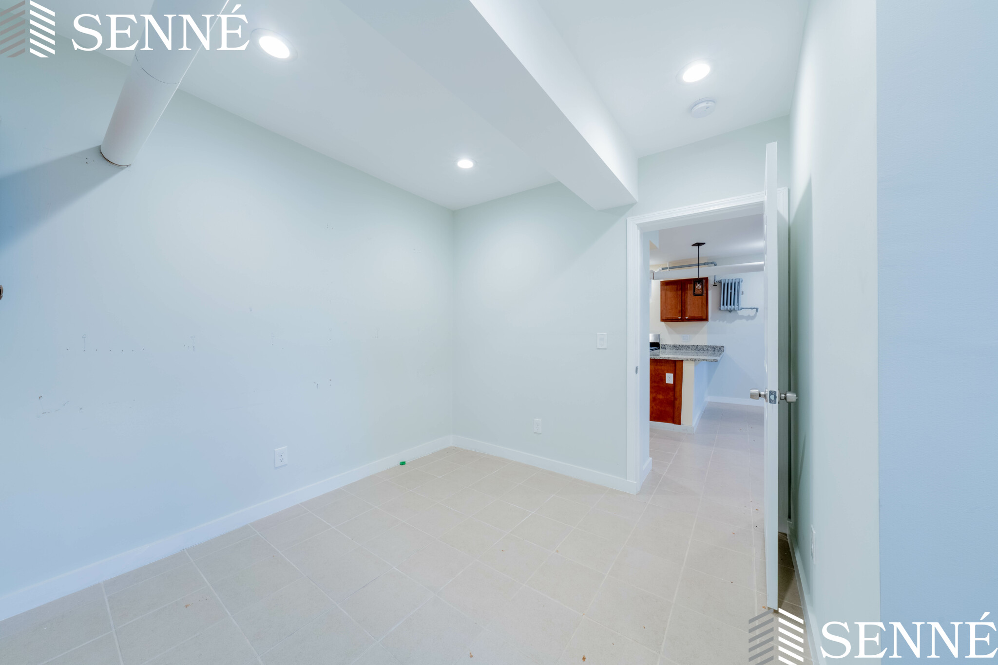 463 Broadway, South Medford