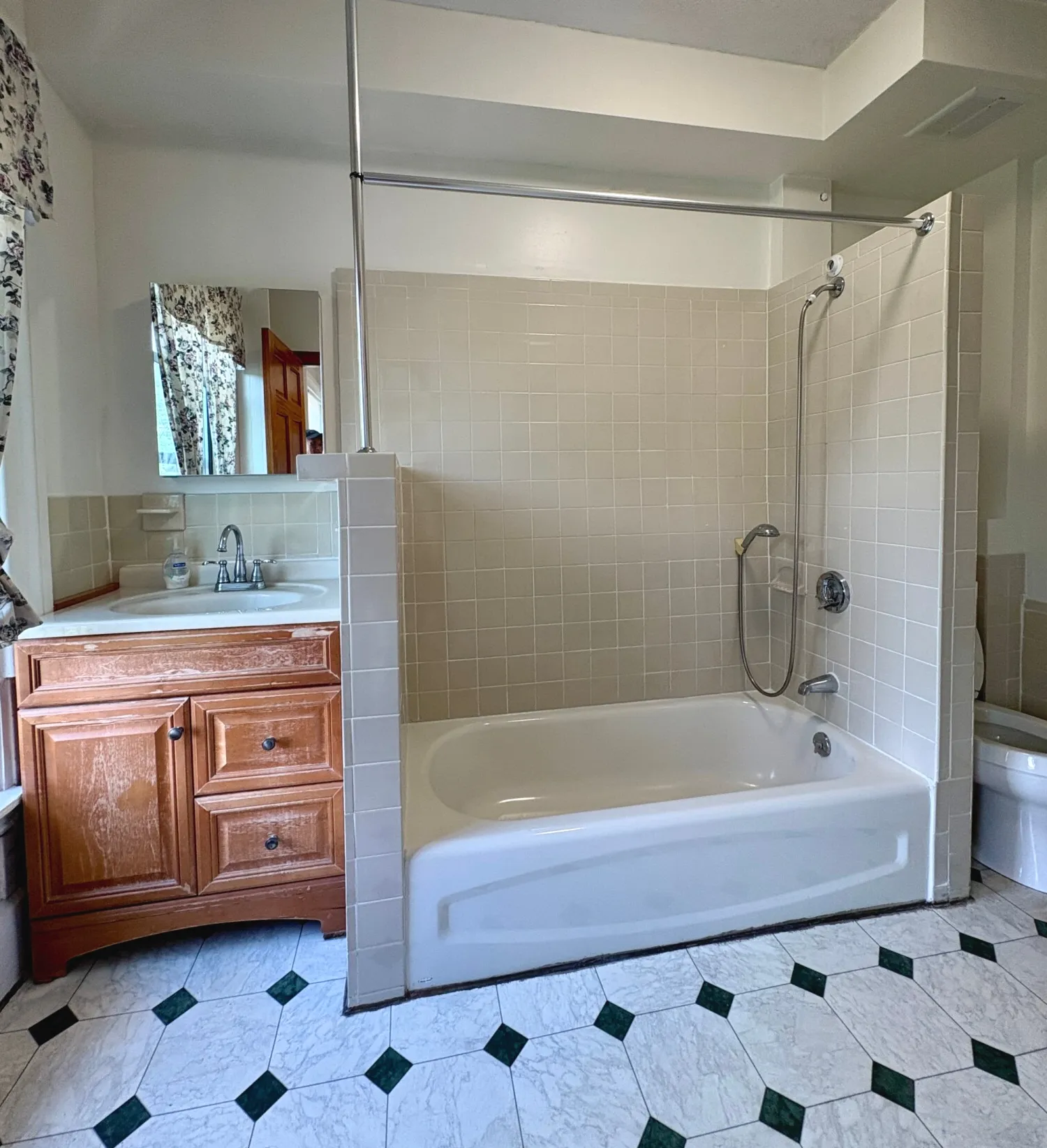 49 Dwight St, South End