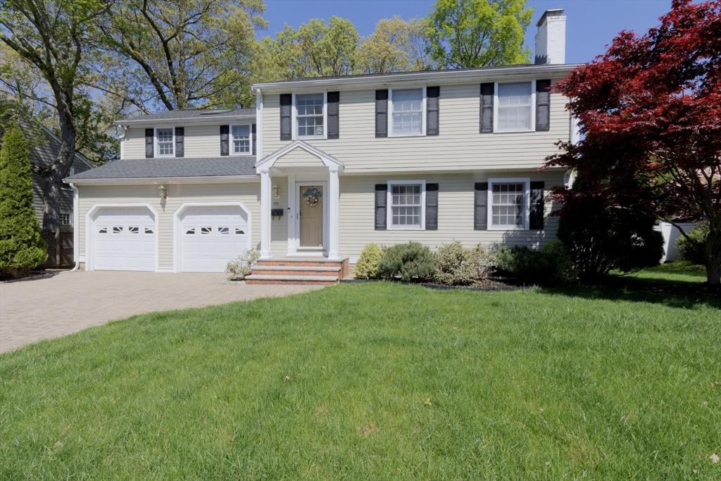 135 Lindbergh Ave, Needham