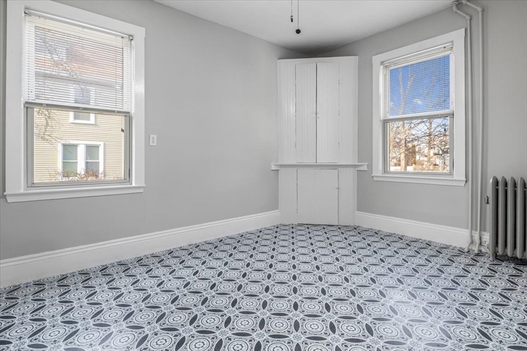 34 Neponset Ave, Hyde Park