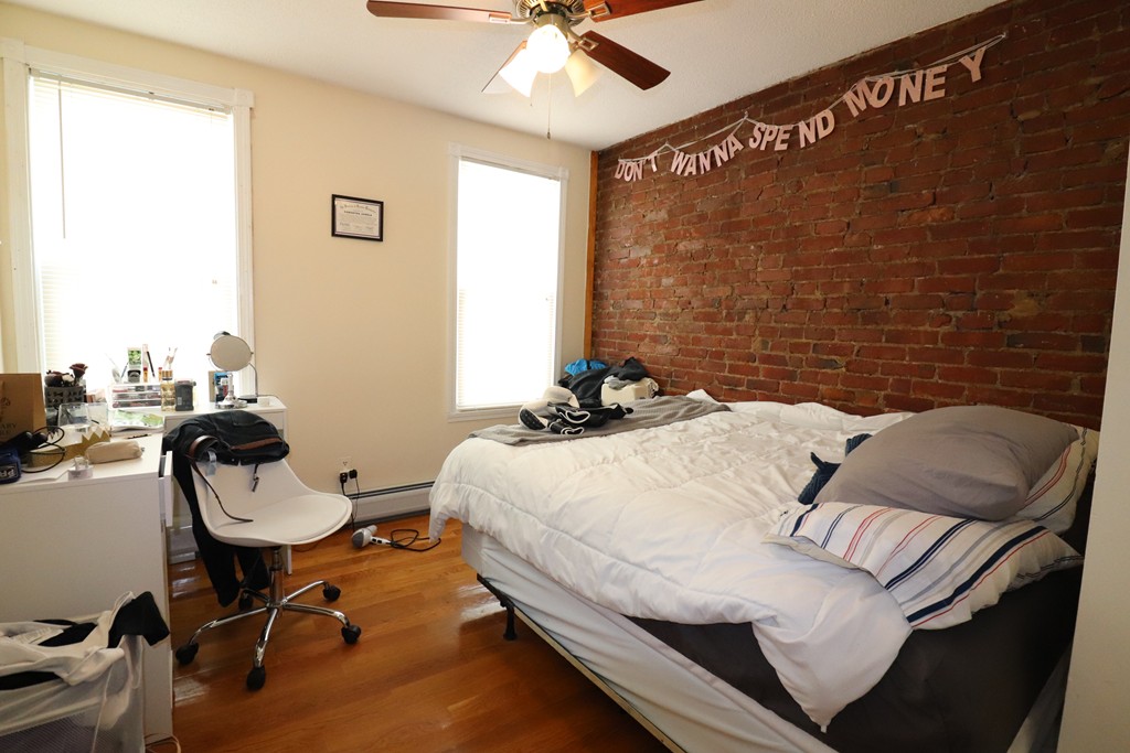 14 Leverett St, Boylston Street