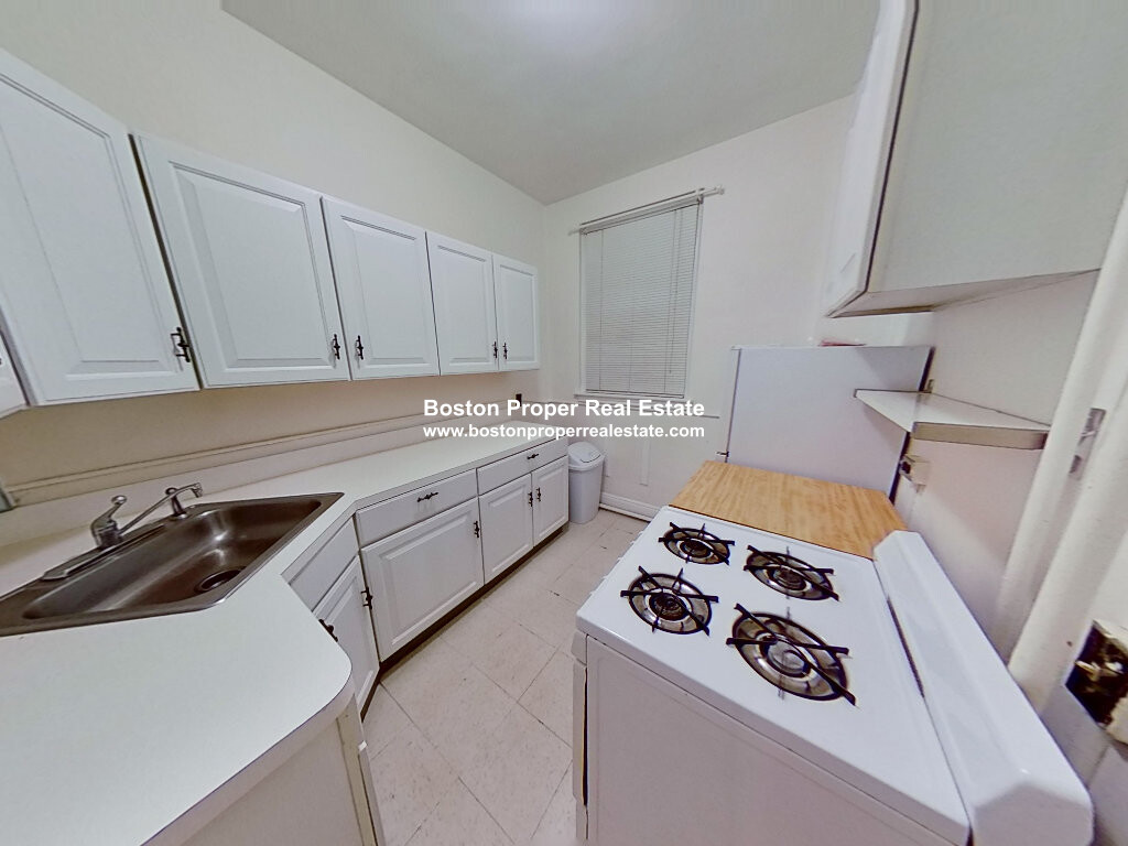 180 Commonwealth Ave, Back Bay