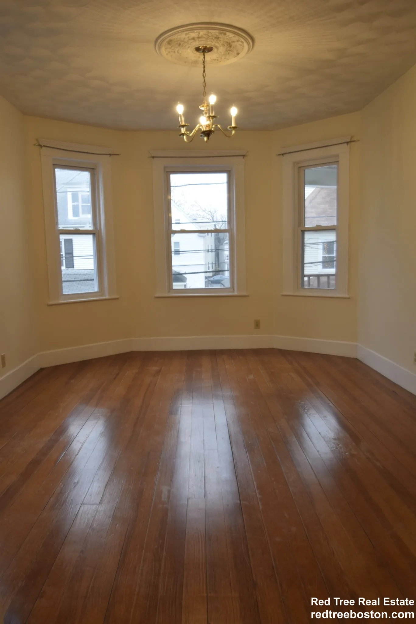 39 Montfern Ave, Brighton