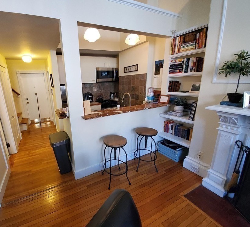 235 Beacon St, Back Bay