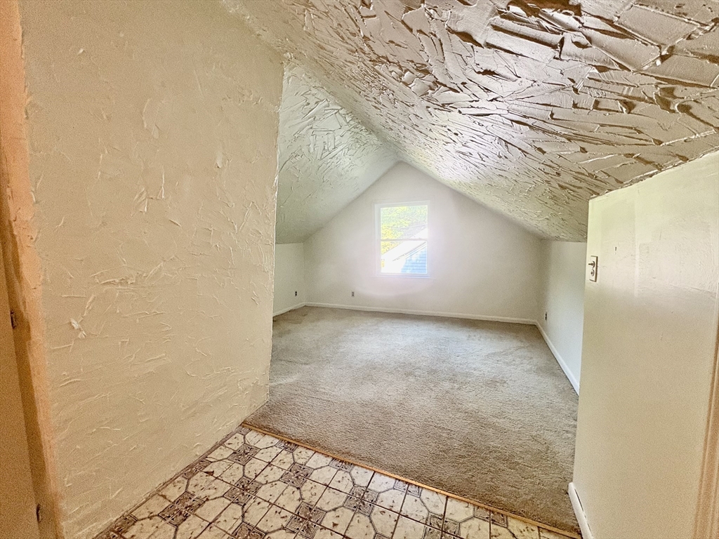 379 Newton St, Chestnut Hill