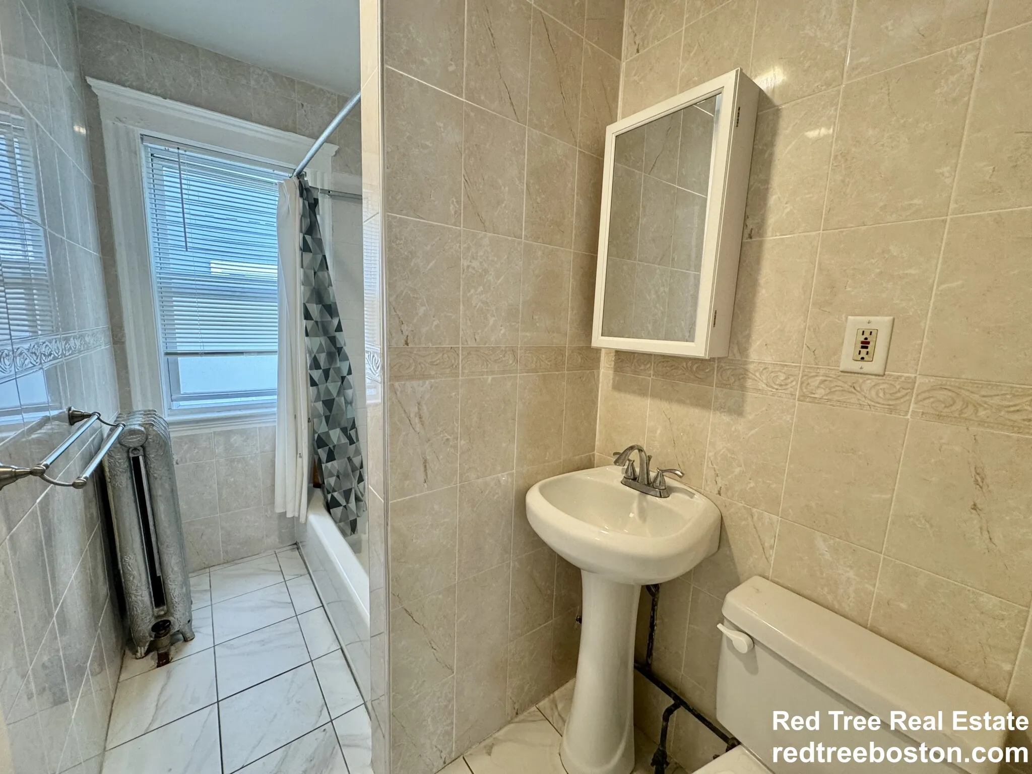 28 Boulevard Ter, Allston