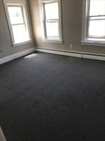 40 London St, Lowell