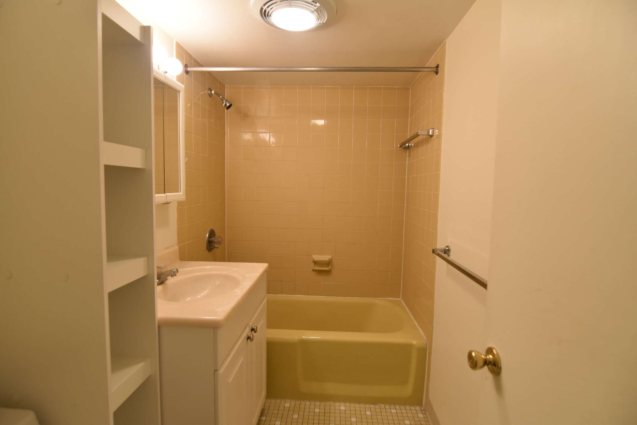 70 Centre St, Coolidge Corner