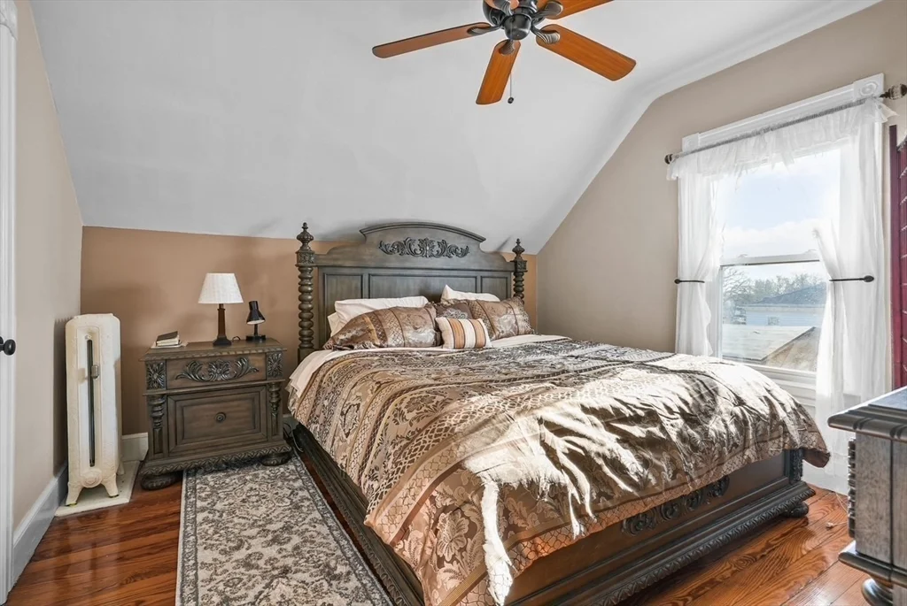 42 Pleasant, North Attleboro