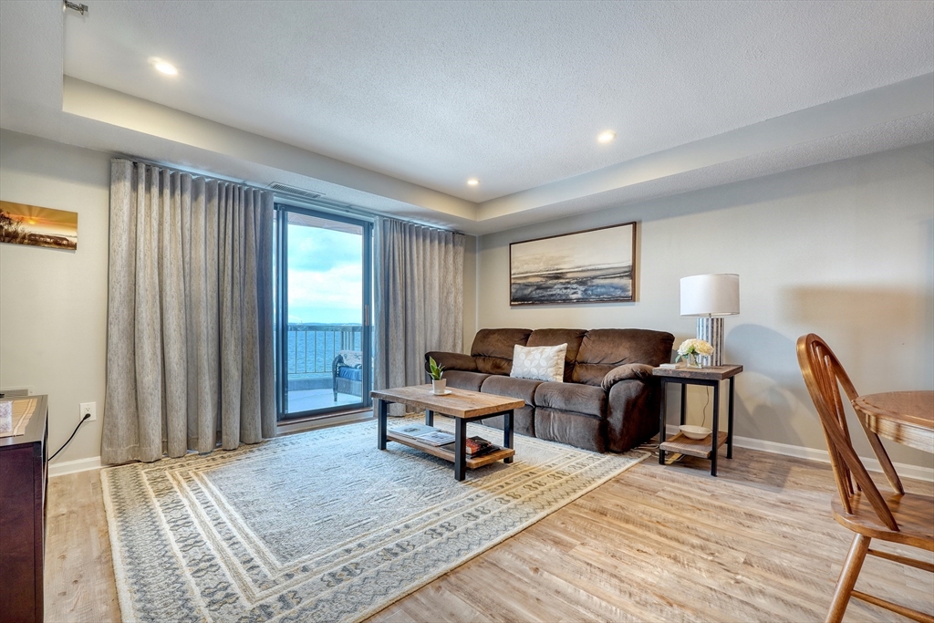 3 Seal Harbor Rd, Winthrop