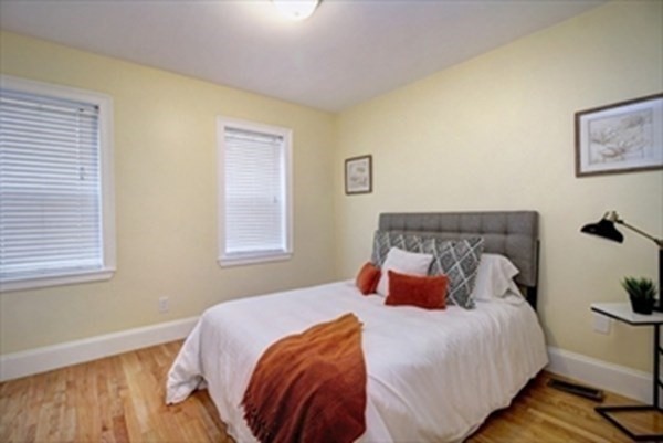 120 D St, South Boston