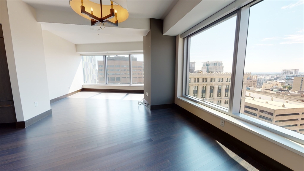 110 Stuart St, Downtown