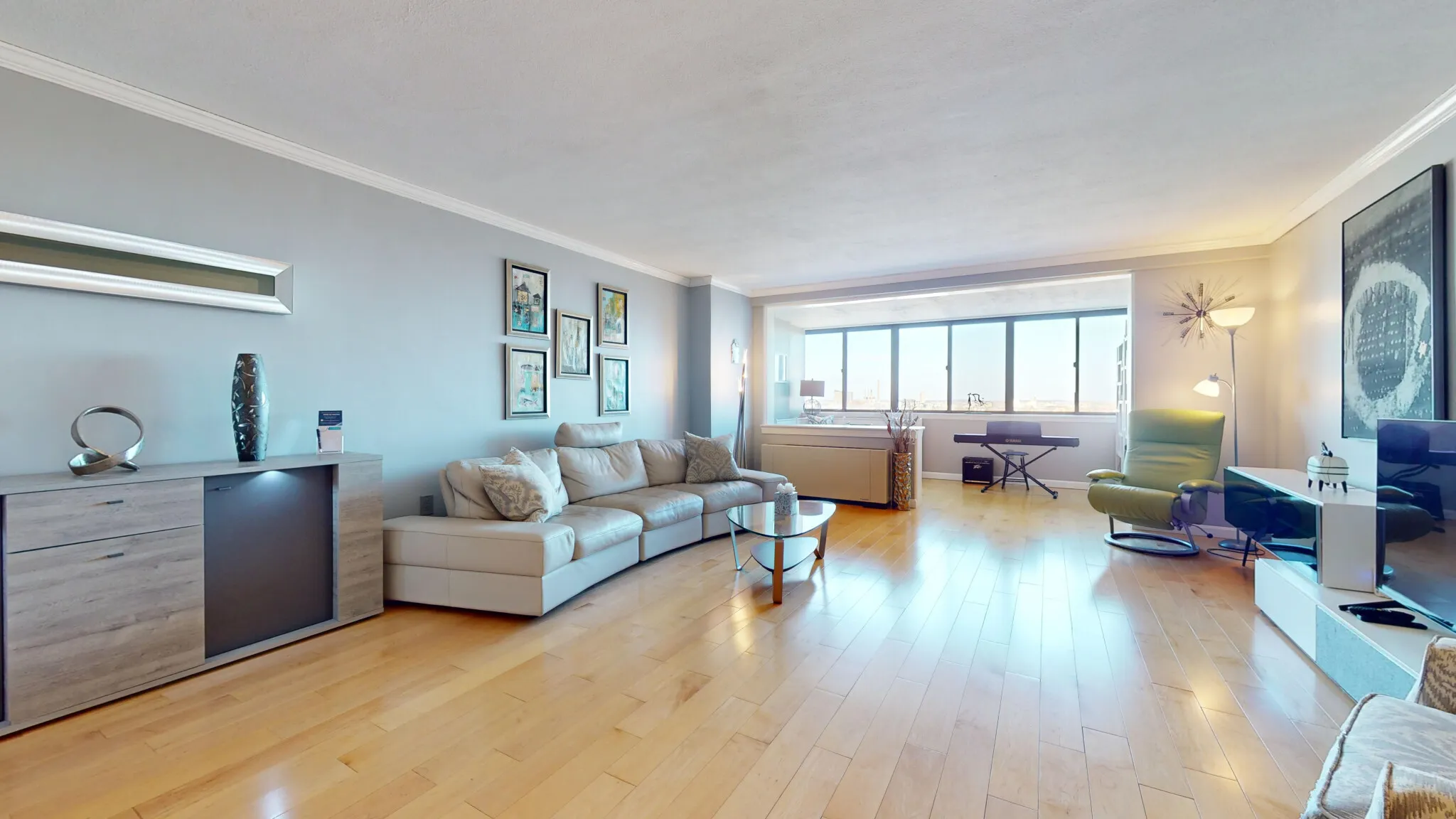 8 Whittier Pl, West End