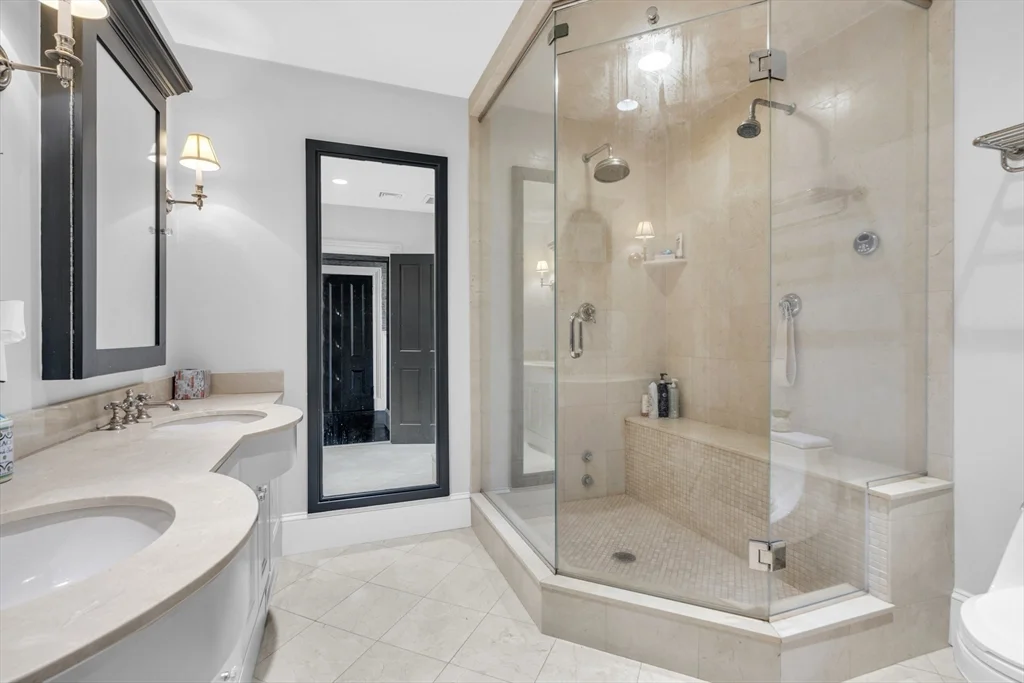 60 Commonwealth Ave, Back Bay