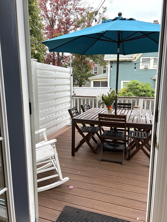 90 Monument, Medford