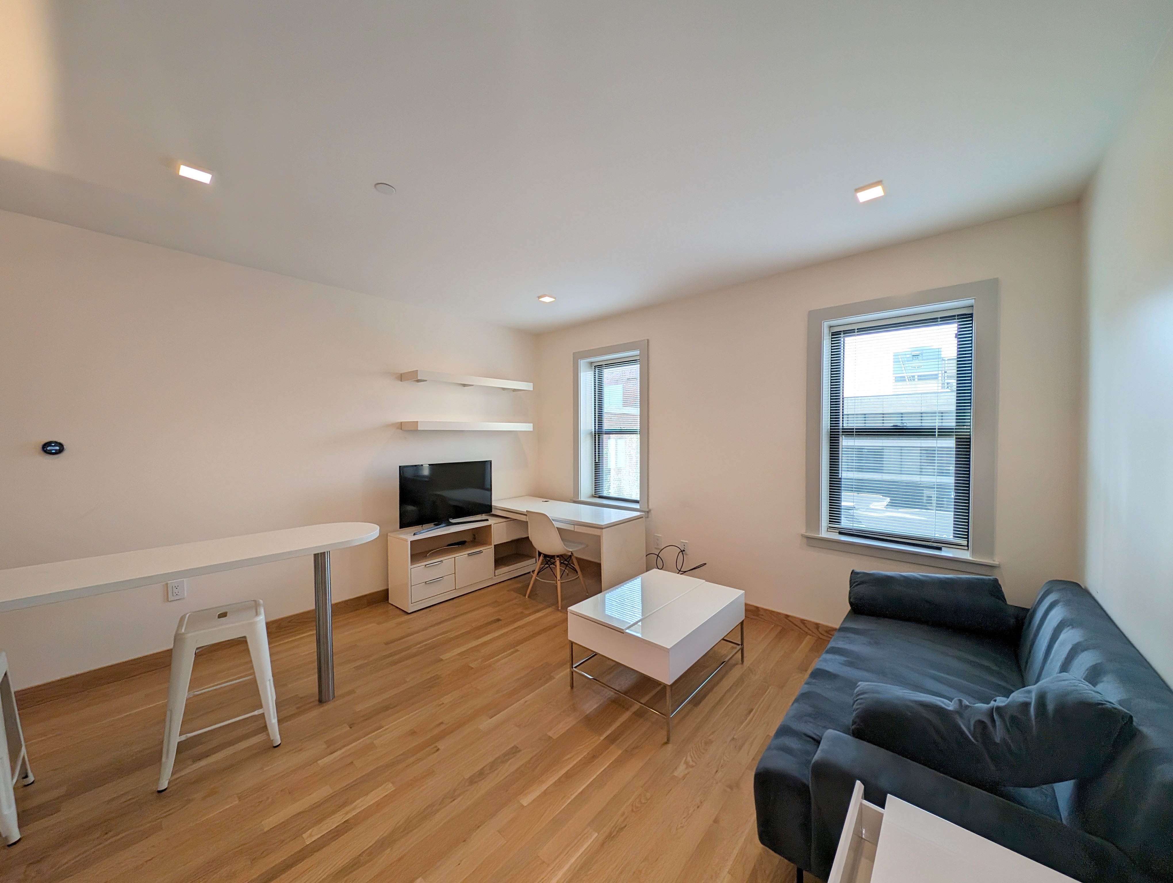 115 Mount Auburn St, Harvard Square