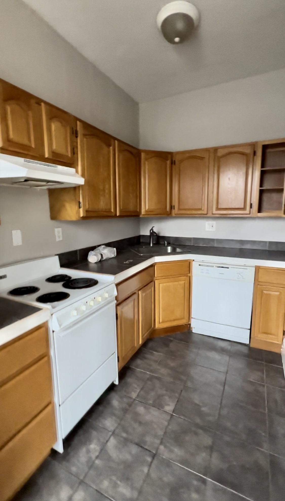 1082 Commonwealth Ave, Brighton