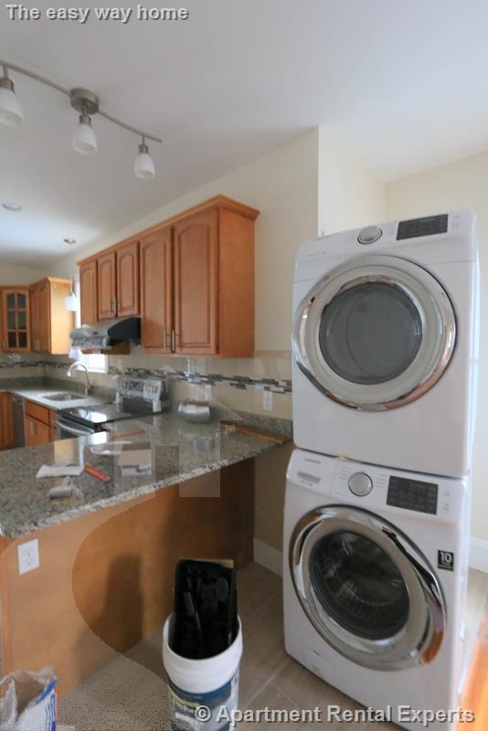 14 Bay State Ave, Davis Square